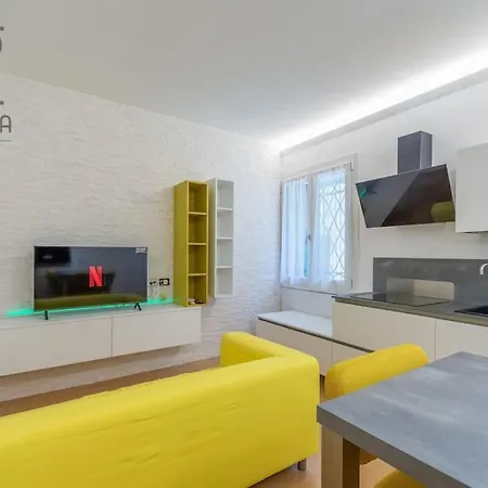 Vittoria Apartments: S. Michele Vicenza
